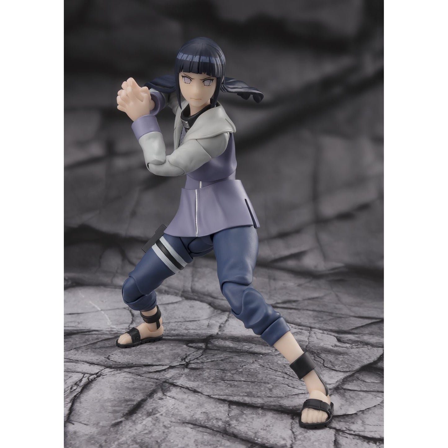 HINATA HYUGA VIRTUOUS BYAKUGAN VERSION FIGURA 13,5 CM NARUTO SHIPPUDEN SH FIGUARTS