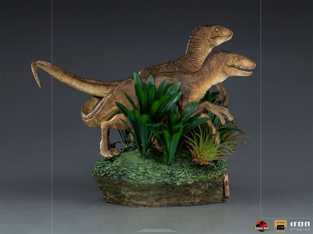 Iron Studios - Jurassic Park - Estatua 1/10 Art Scale Just The Two Raptors