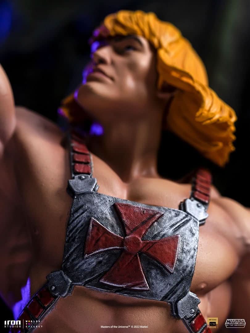 Iron Studios - Masters of the Universe - Estatua 1/10 BDS Art Scale He-Man Deluxe