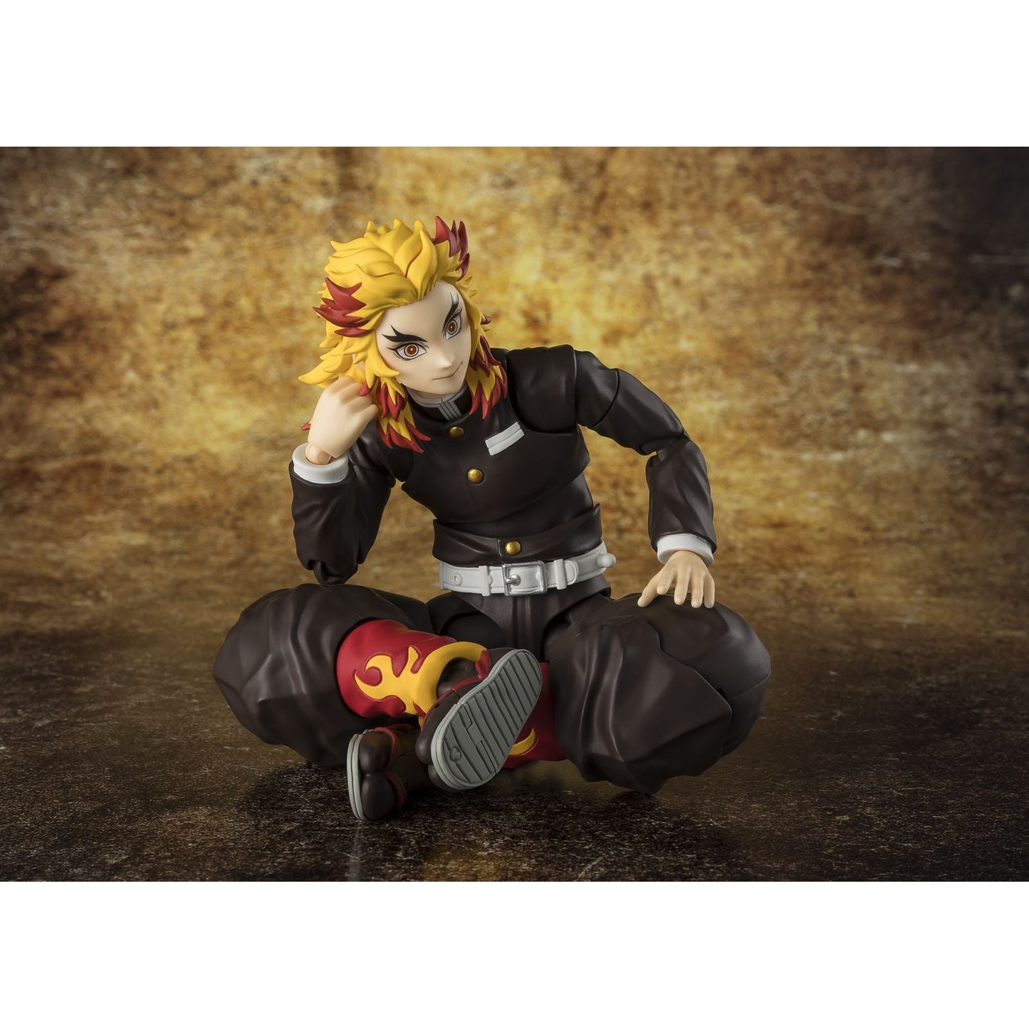 KYOJURO RENGOKU FIGURA 15 CM DEMON SLAYER: KIMETSU NO YAIBA SH FIGUARTS