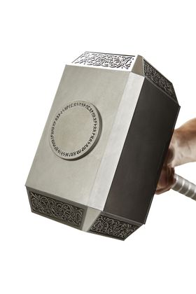 HASBRO - MARVEL - MJÖLNIR THOR HAMMER ELECTRONIC 1:1 REPLICA THOR MARVEL LEGENDS SERIES RE-RUN
