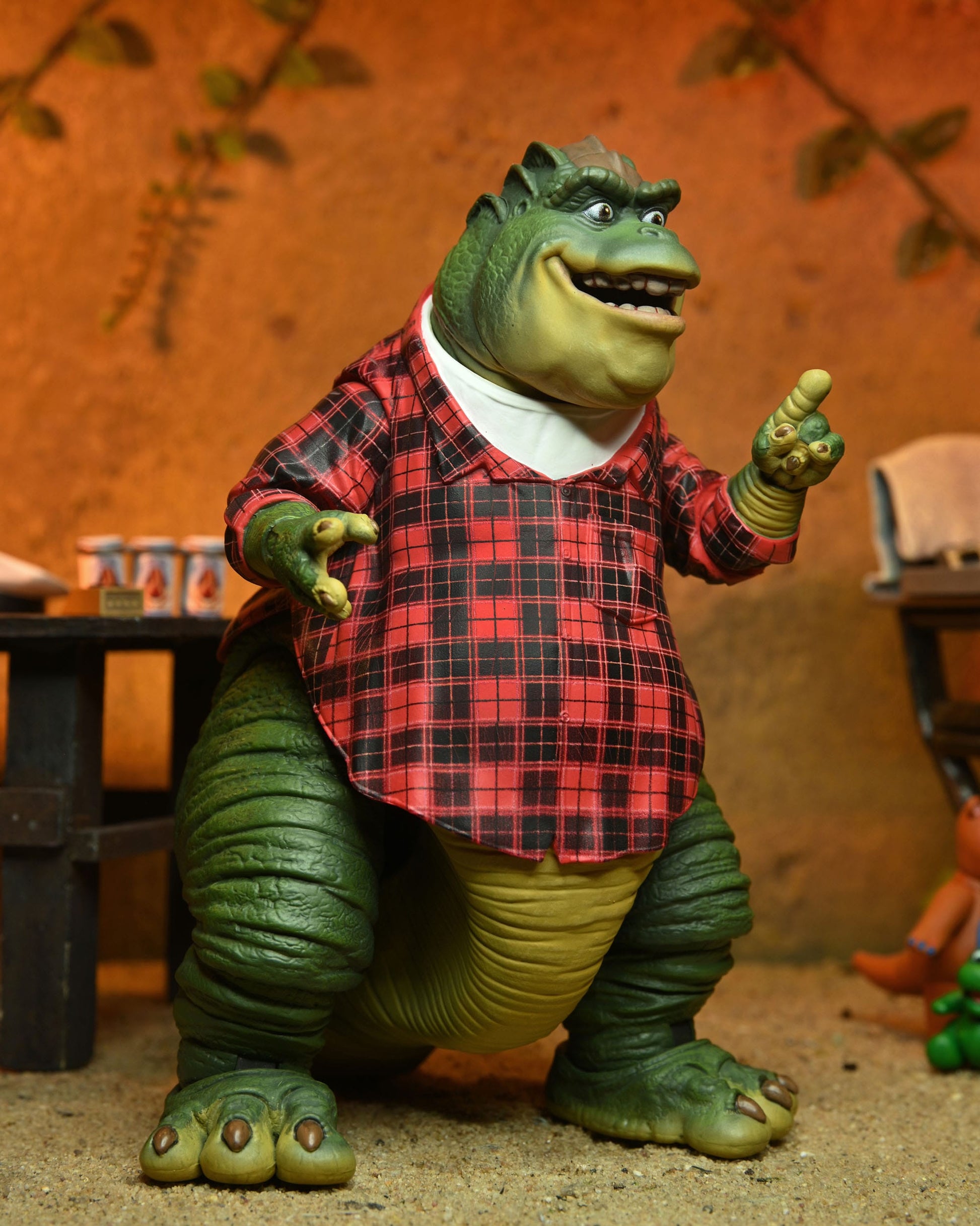 NECA DINOSAURS ULTIMATE EARL SINCLAIR SCALE ACTION - Z POP Toys