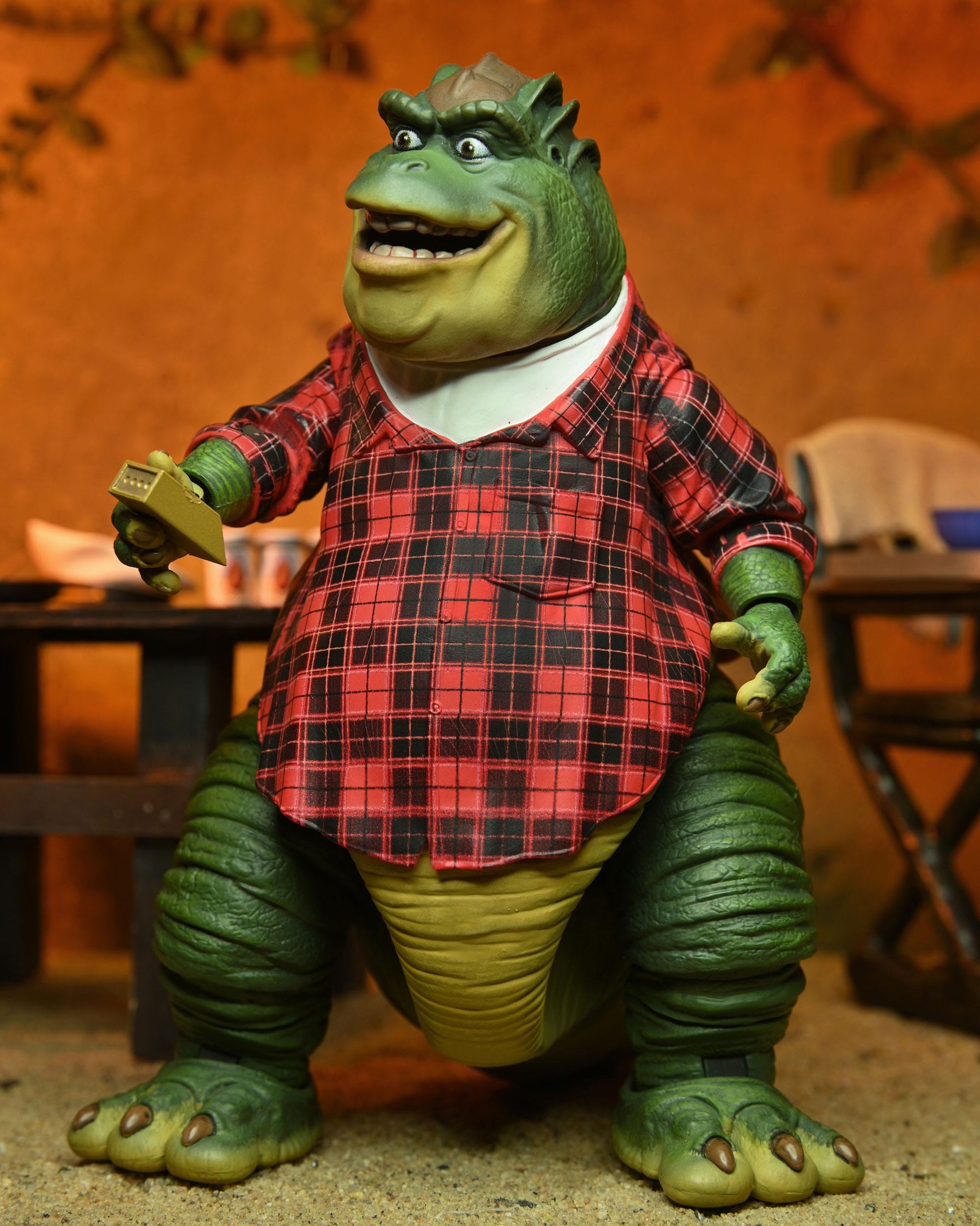 NECA DINOSAURS ULTIMATE EARL SINCLAIR SCALE ACTION - Z POP Toys