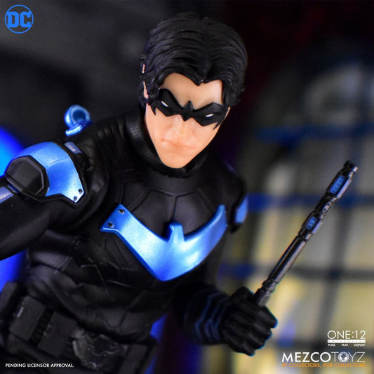 NIGHTWING FIG. 17 CM DC UNIVERSE ONE 12 COLLECTIVE 