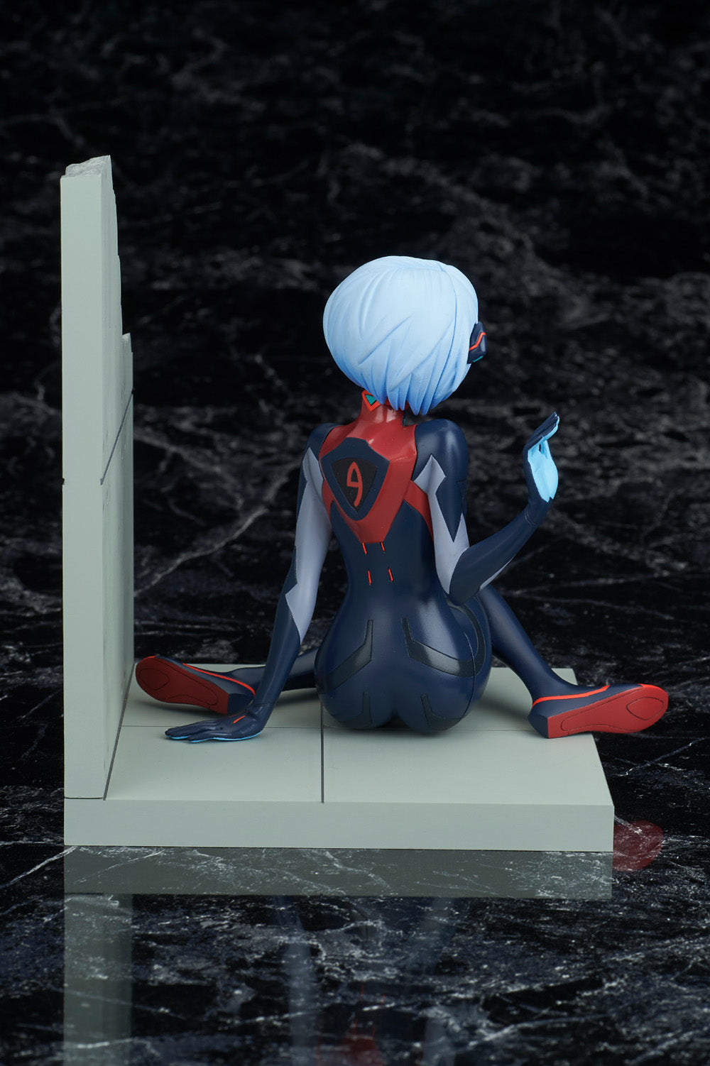 REI AYANAMI PLUGSUIT VERSION NEW MOVIE EDITION FIGURA 10,5 CM REBUILD OF EVANGELION