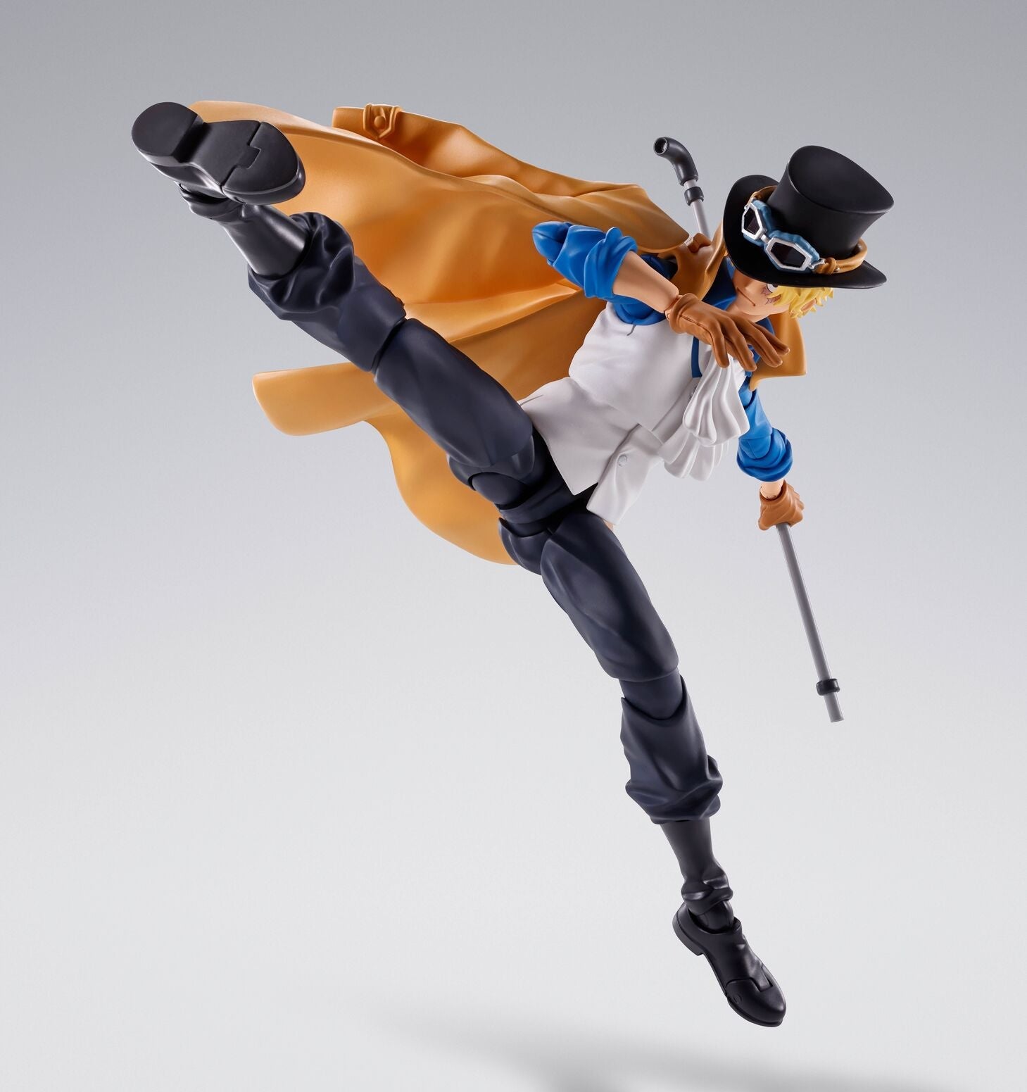 SABO -REVOLUTIONARY ARMY CHIEF OF STAFF- FIG. 15,5 CM SH FIGUARTS ONE PIECE