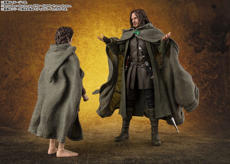 SH FIGUARTS THE LORD OF THE RINGS: THE FELLOWSHIP FRODO BAGGINS & GOLLUM