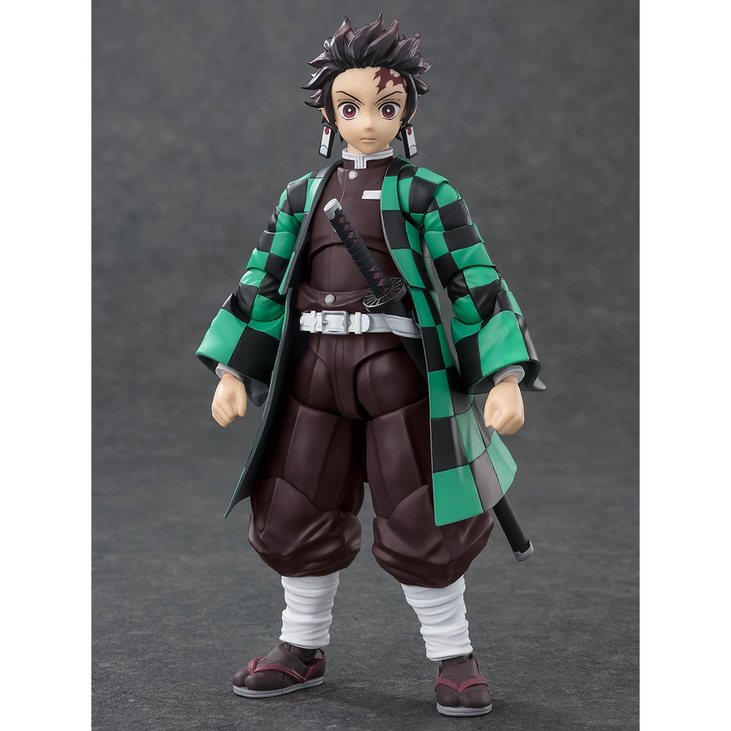 SH FIGUARTS DEMON SLAYER KIMETSU NO YAIBA TANJIRO KAMAND - Z POP Toys