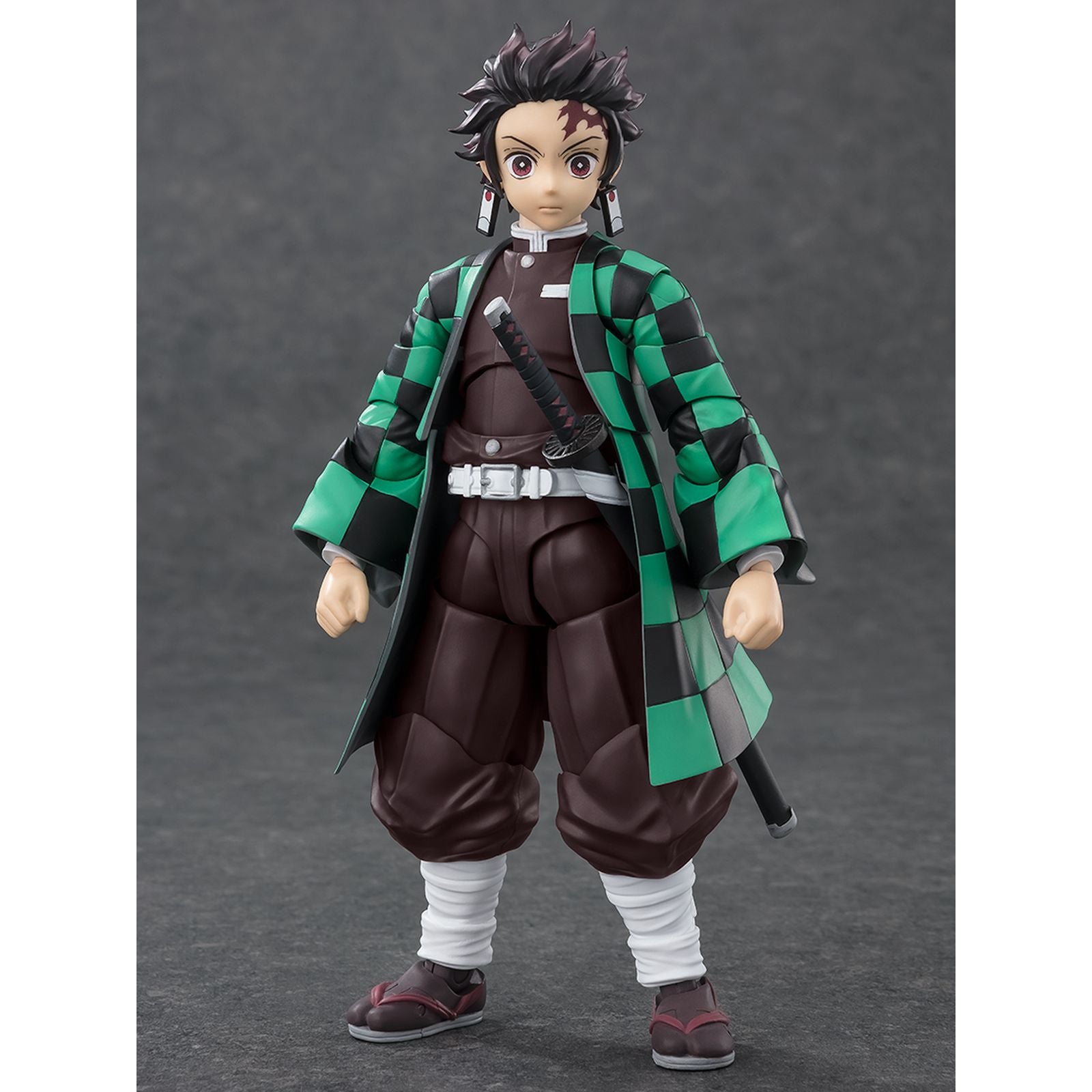 SH FIGUARTS DEMON SLAYER KIMETSU NO YAIBA TANJIRO KAMAND - Z POP Toys