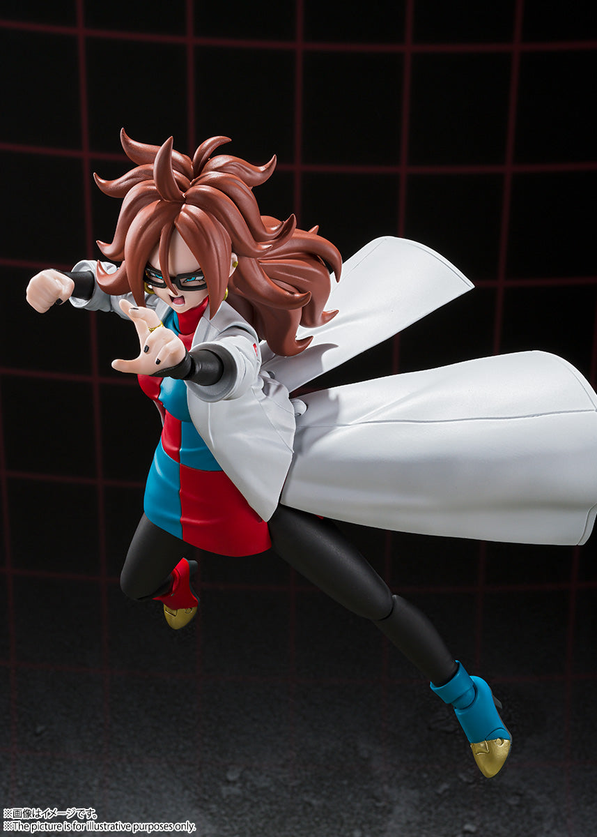 SH FIGUARTS DRAGON BALL FIGHTER Z A-21 ANDROID 21 LAB COAT VER.