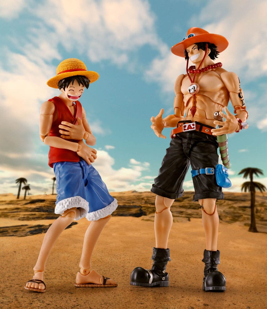 SH FIGUARTS PREMIUM BANDAI ONE PIECE PORTGAS D. ACE - FIRE FIST VER.