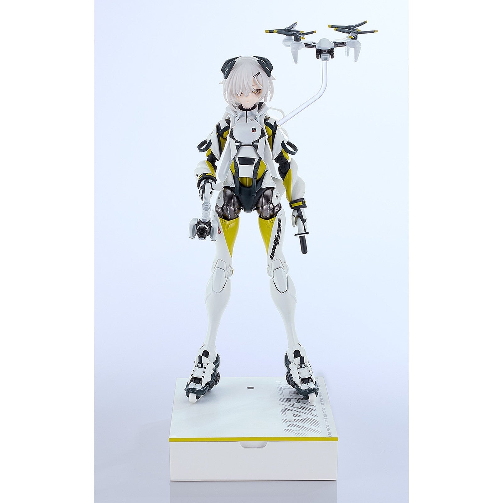 SSX_155AR KINETIC ASH FIGURA 17,5 CM SHOJO-HATSUDOKI MOTORED CYBORG RUNNER 