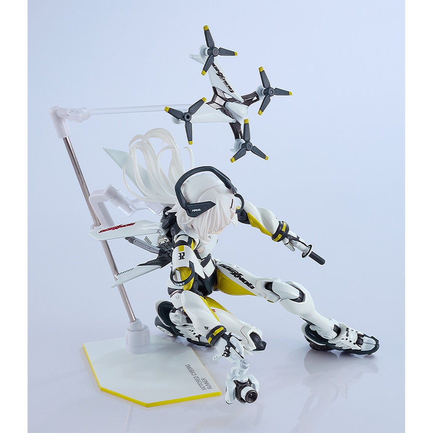 SSX_155AR KINETIC ASH FIGURA 17,5 CM SHOJO-HATSUDOKI MOTORED CYBORG RUNNER 