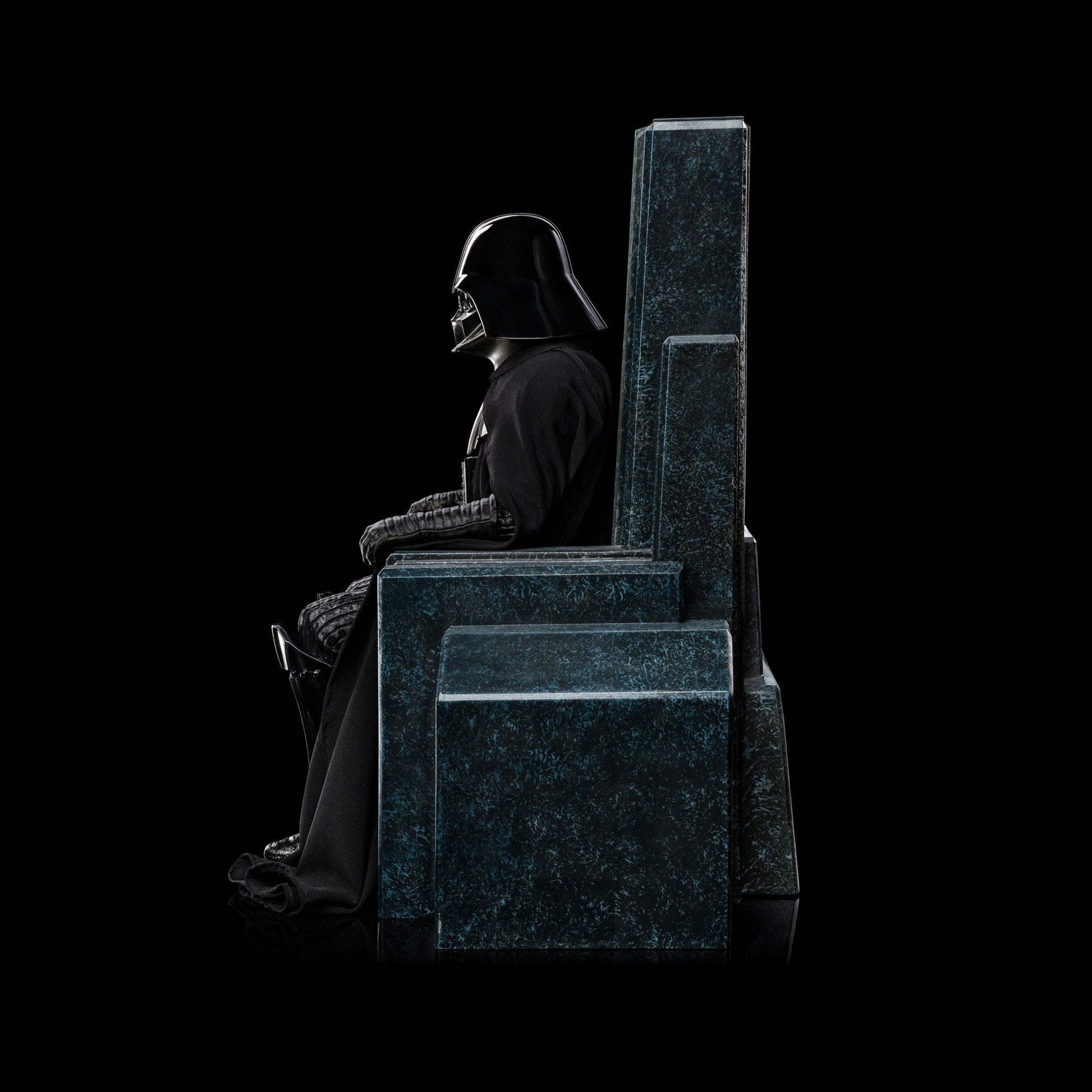 Sideshow Collectibles - Star Wars - Estatua 1/10 Art Scale Darth Vader on Throne 18 cm