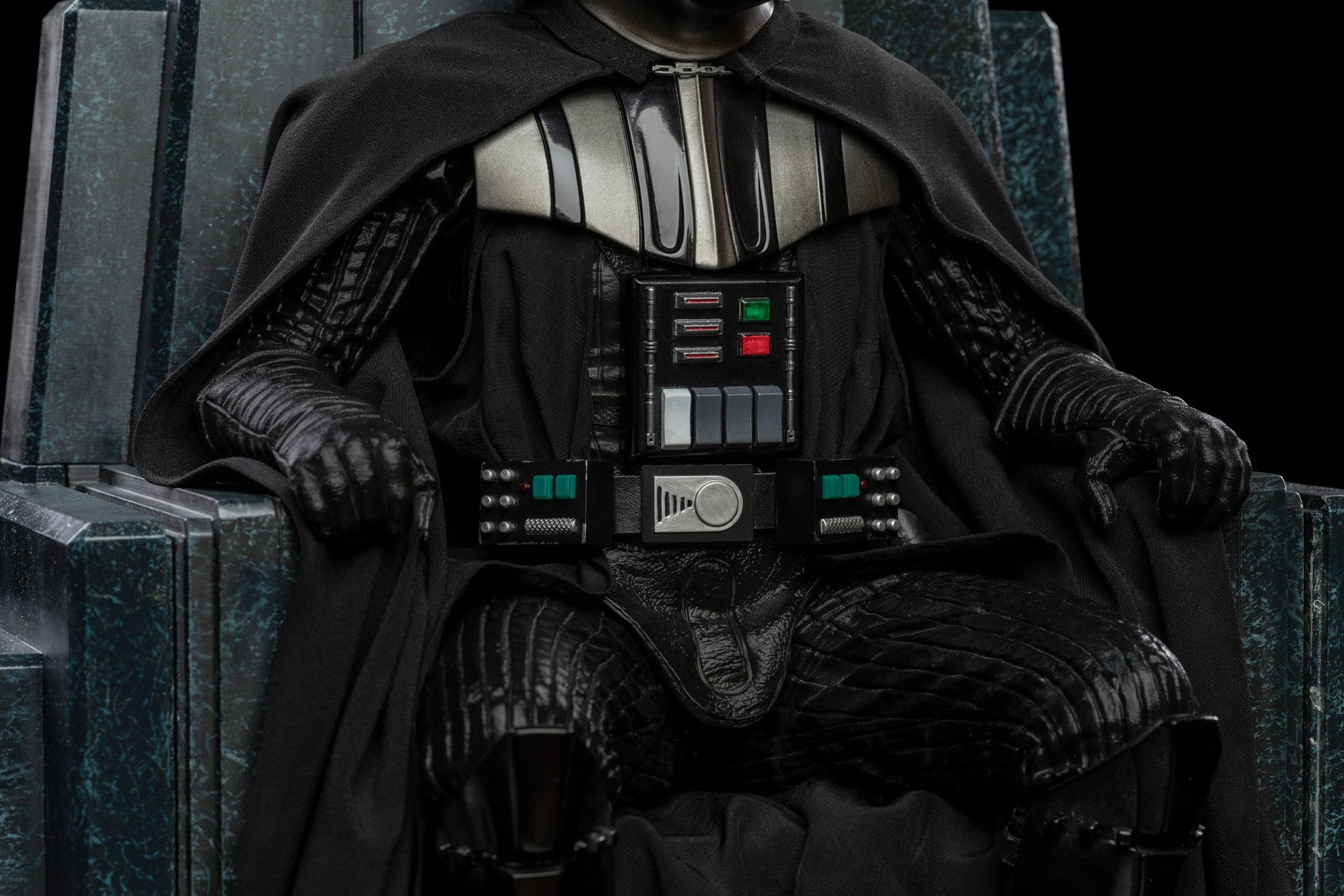 Sideshow Collectibles - Star Wars - Estatua 1/10 Art Scale Darth Vader on Throne 18 cm