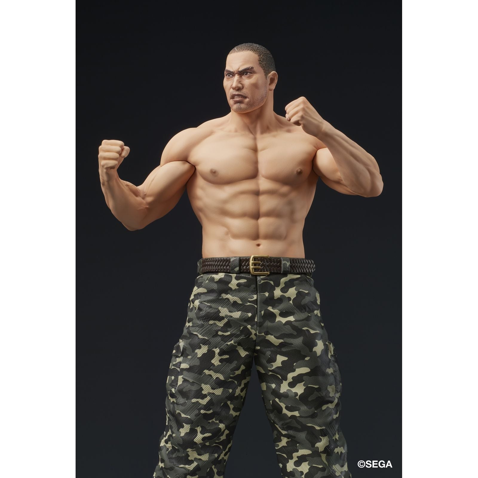 TAIGA SAEJIMA BATTLE STYLE FIGURA 17,5 CM YAKUZA: LIKE A DRAGON DIGSTA