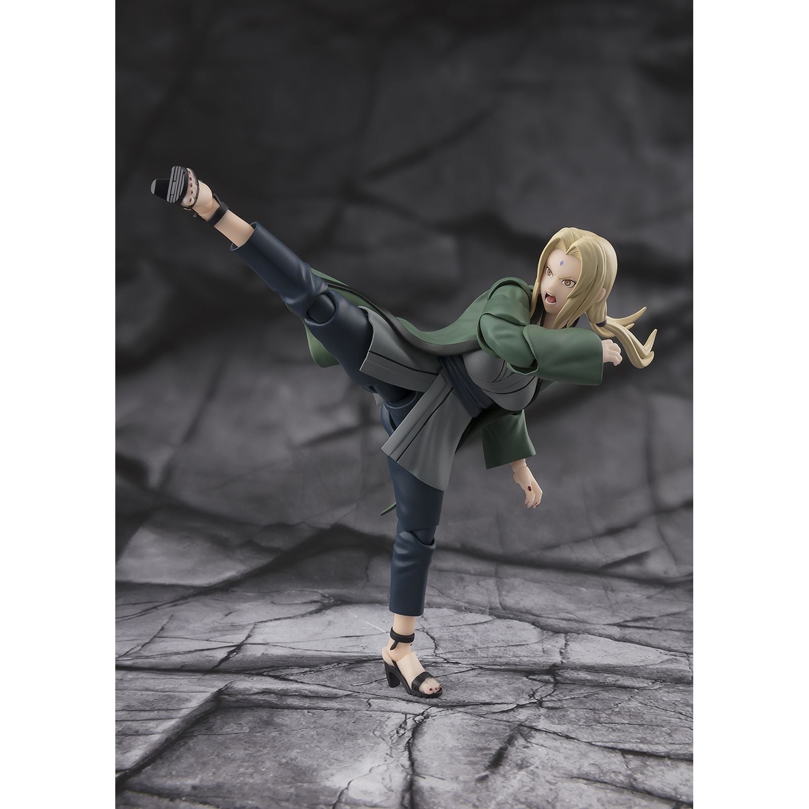 TSUNADE THE LEGENDARY MEDICAL NINJA VER. FIG. 14 CM NARUTO SHIPPUDEN SH FIGUARTS COLLECTORS SHOP