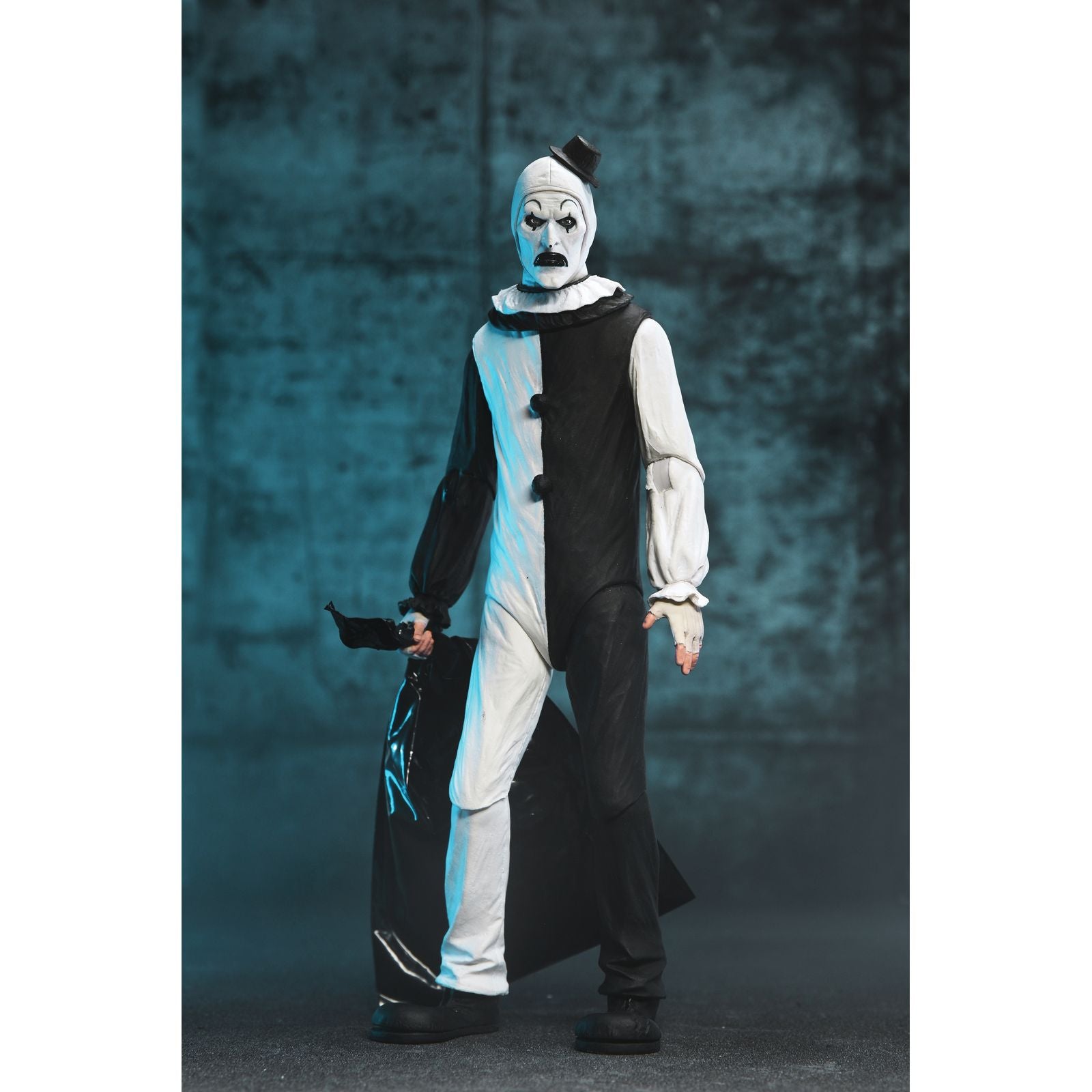 ULTIMATE ART THE CLOWN FIGURA 18 CM TERRIFIER