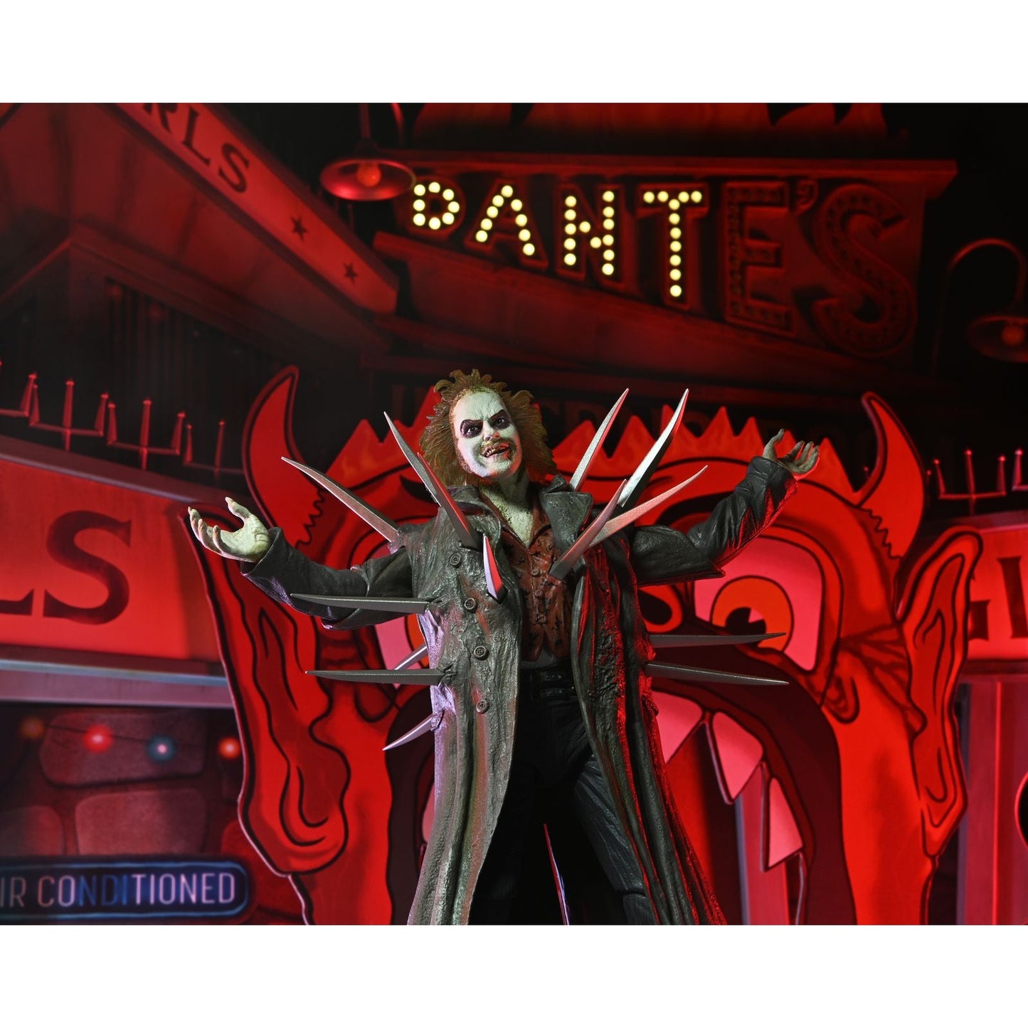 ULTIMATE BEETLEJUICE TRENCHCOAT WITH SPIKES SCALE ACTION FIG. 18 CM & INFERNO ROOM DELUXE SET  BEETLEJUICE