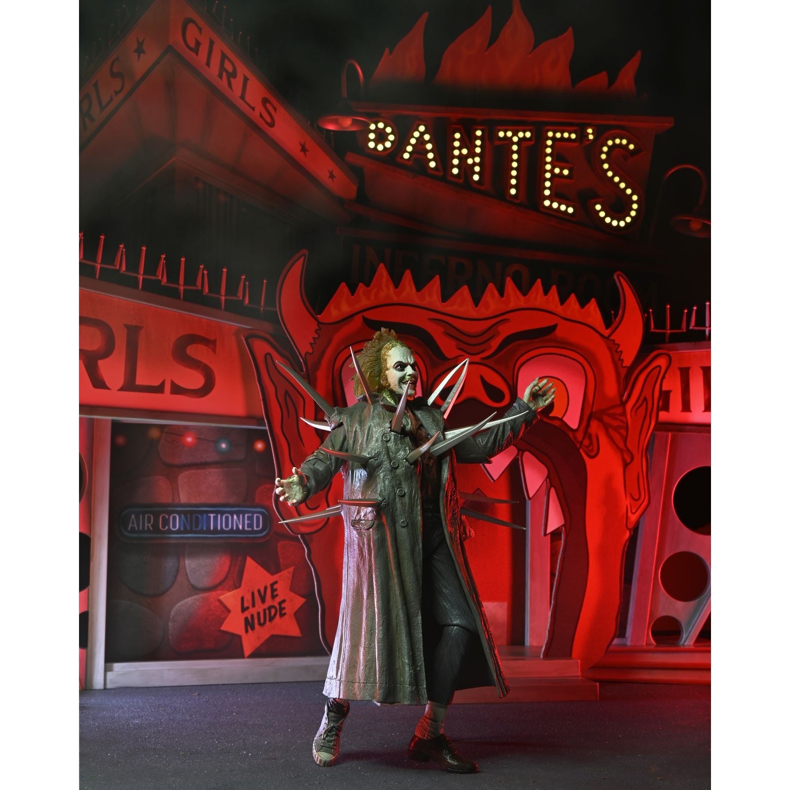 ULTIMATE BEETLEJUICE TRENCHCOAT WITH SPIKES SCALE ACTION FIG. 18 CM & INFERNO ROOM DELUXE SET  BEETLEJUICE