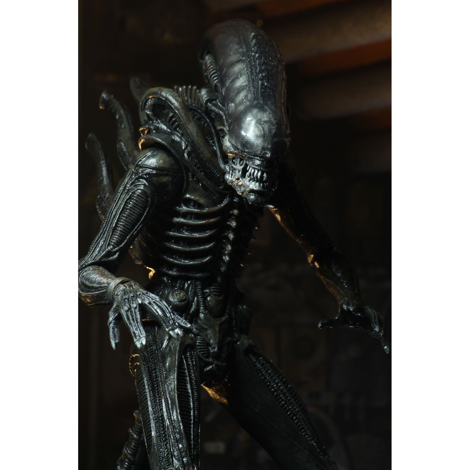 ULTIMATE BIG CHAP SCALE ACTION FIGURA 23 CM 40TH ANNIVERSARY ALIEN 1979 RE-RUN
