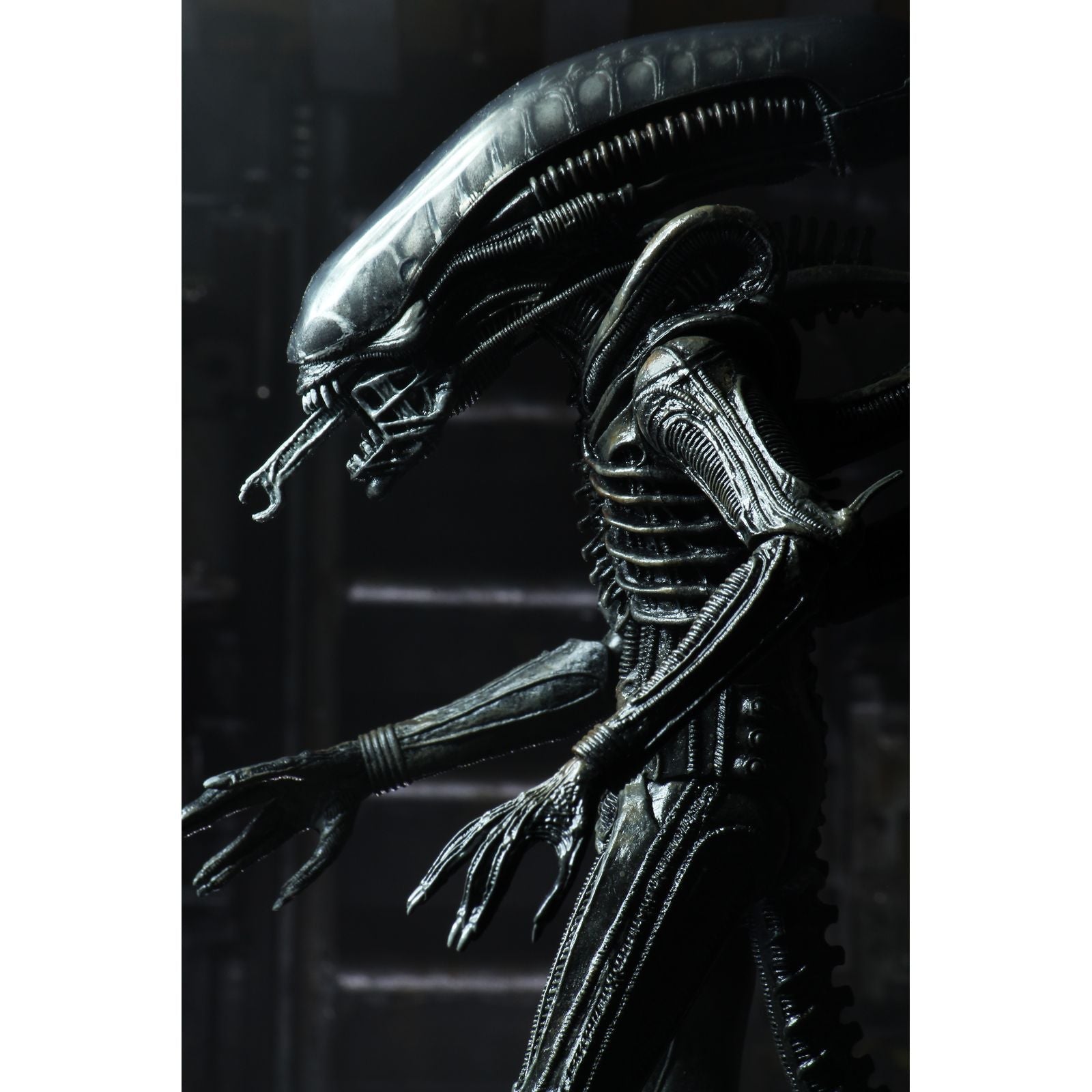 ULTIMATE BIG CHAP SCALE ACTION FIGURA 23 CM 40TH ANNIVERSARY ALIEN 1979 RE-RUN