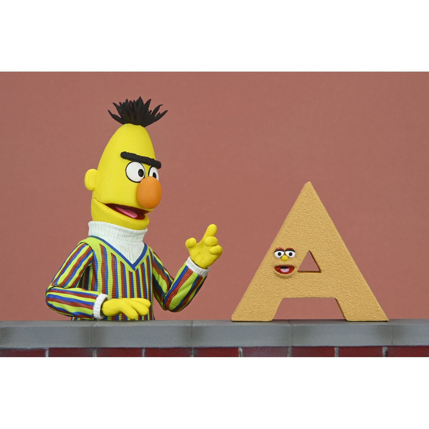 ULTIMATE BLAS SCALE ACTION FIG. 18 CM SESAME STREET