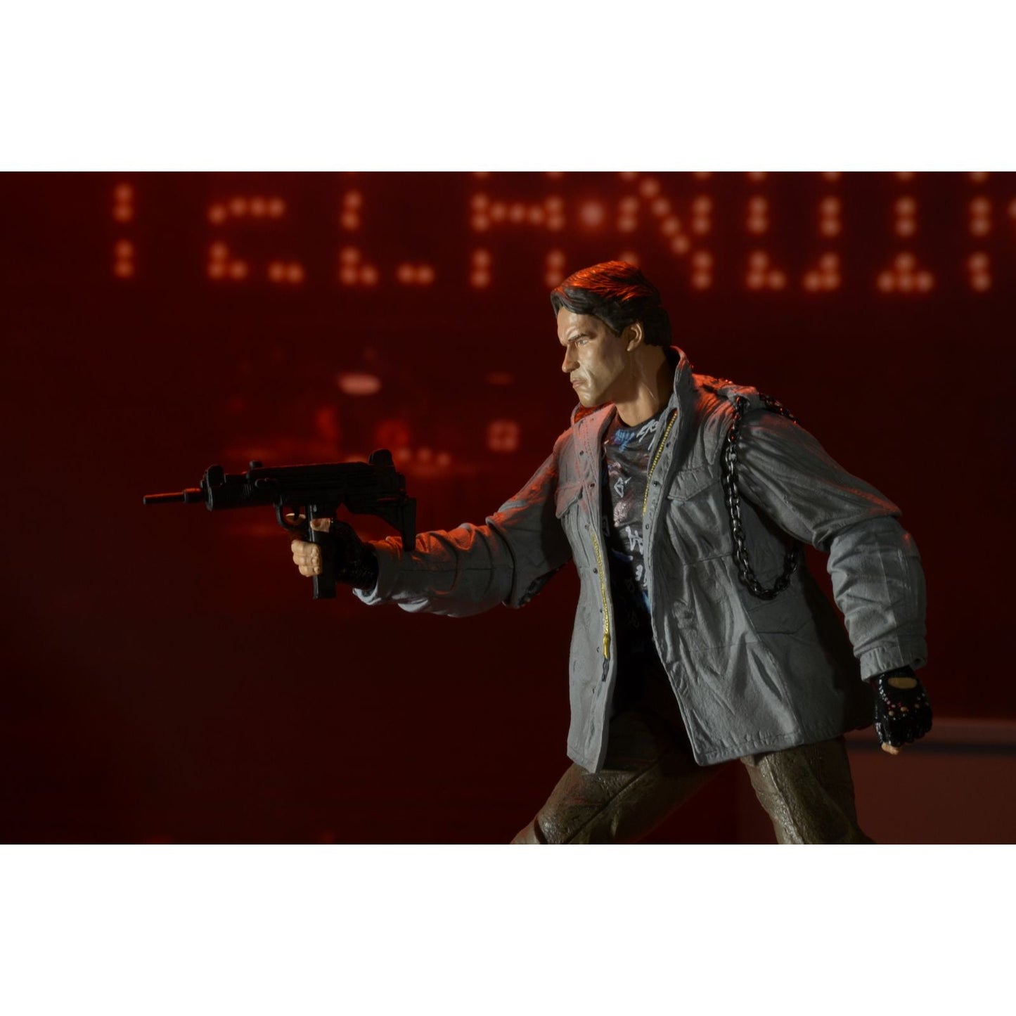 ULTIMATE T-800 TECH NOIR VERSION FIGURA 18 CM THE TERMINATOR RE-RUN