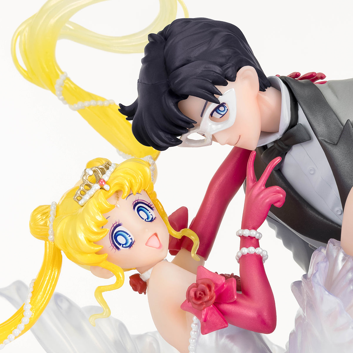 USAGI & TUXEDO MASK MOONLIGHT GLOW VERSION FIGURA 23,5 CM SAILOR MOON FIGUARTS ZERO CHOUETTE COLLECTORS SHOP 
