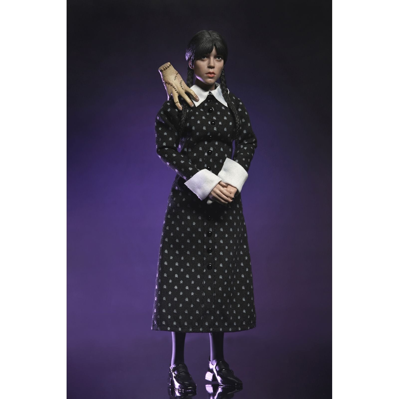 WEDNESDAY ADDAMS CLASSIC DRESS VERSION CLOTHED ACTION FIGURA 20 CM WEDNESDAY 