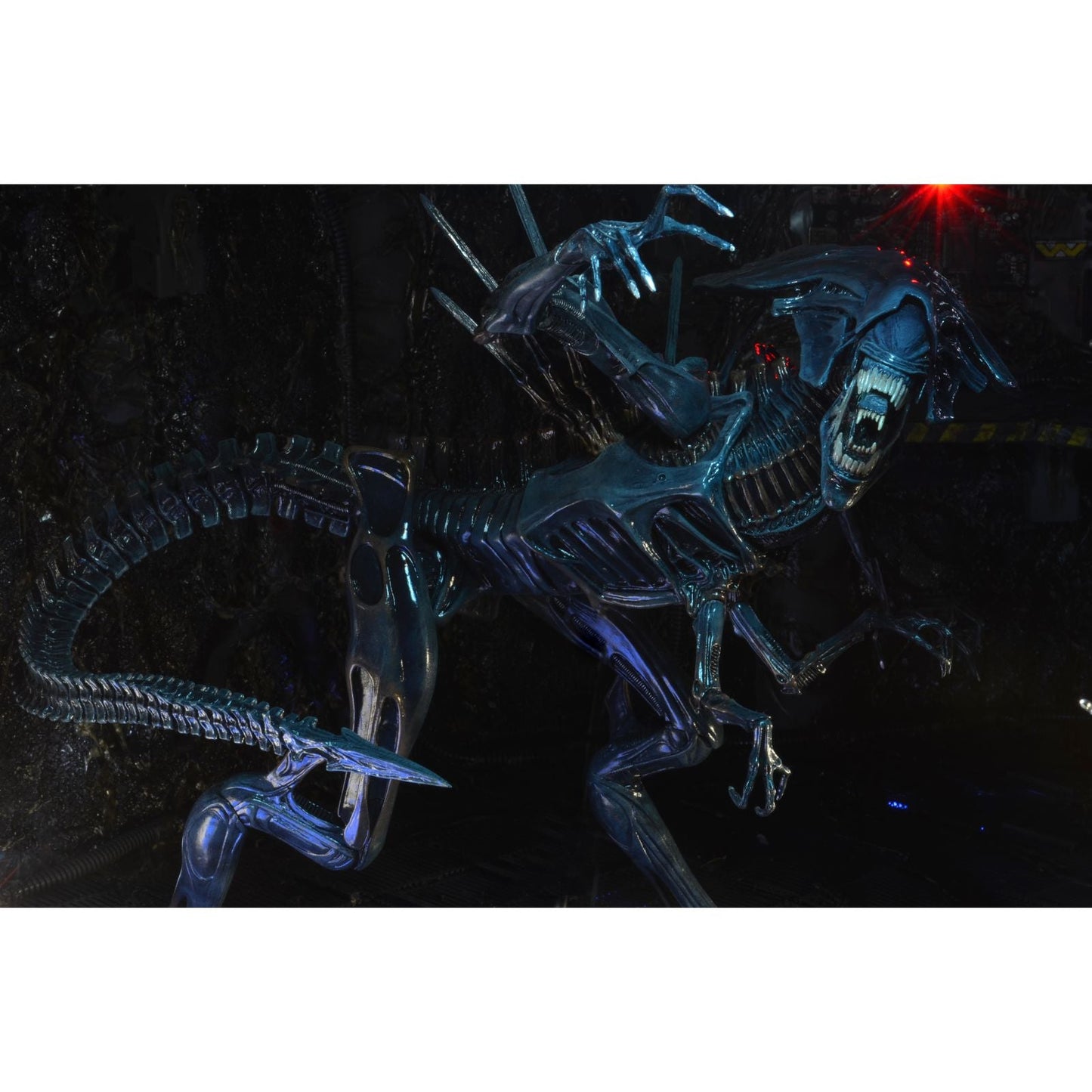 XENOMORPH QUEEN ULTRA DELUXE FIGURA 38 CM ALIENS 1986 RE-RUN
