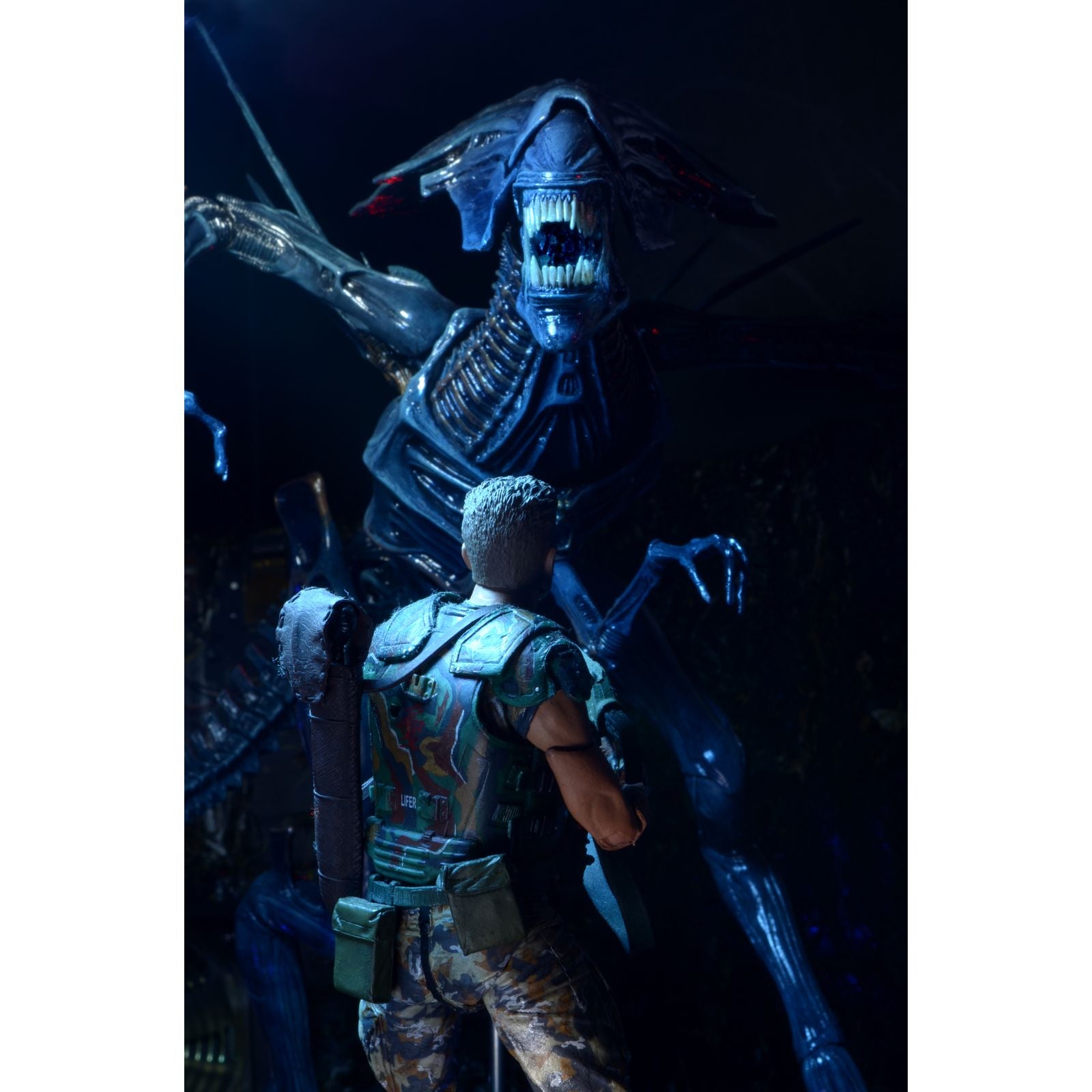 XENOMORPH QUEEN ULTRA DELUXE FIGURA 38 CM ALIENS 1986 RE-RUN