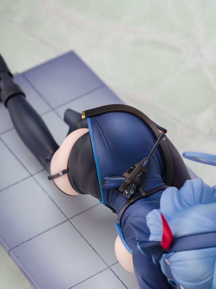 Blue Archive Estatua PVC 1/7 Ako Memorial Lobby Ver. 23 cm - Z POP Toys