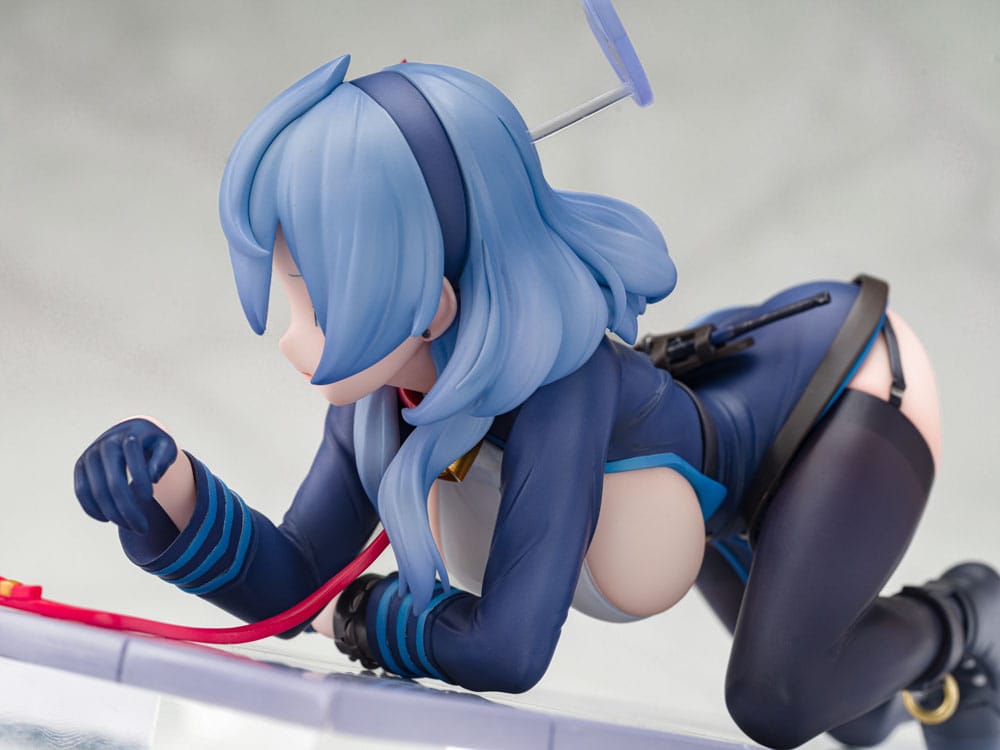 Blue Archive Estatua PVC 1/7 Ako Memorial Lobby Ver. 23 cm - Z POP Toys
