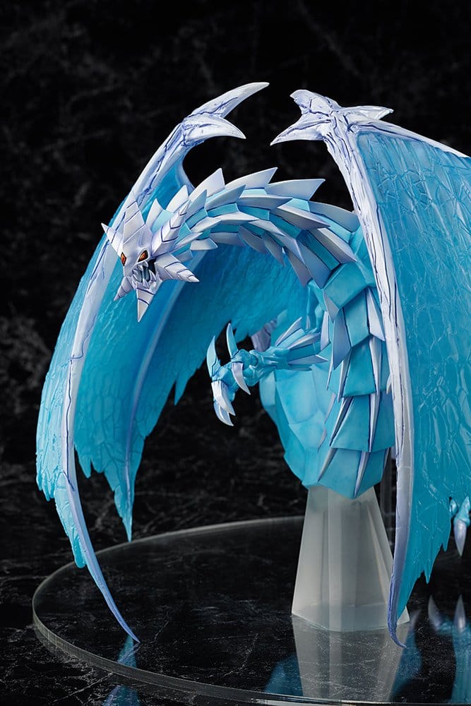 Yu-Gi-Oh! Card Game Monster Figure Collection Figura PVC Brionac, Dragon of the Ice Barrier 26 cm