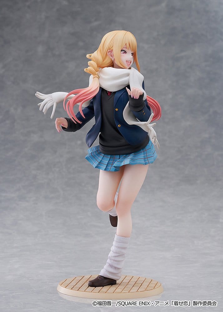 My Dress Up Darling Estatua 1/7 Marin Kitagawa: Winter Uniform Ver. 23 cm