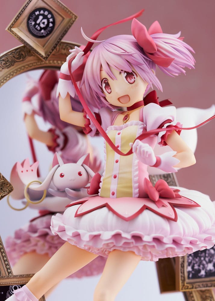Puella Magi Madoka Magica Estatua 1/7 Madoka Kaname 10th Anniversary Ver. 25 cm