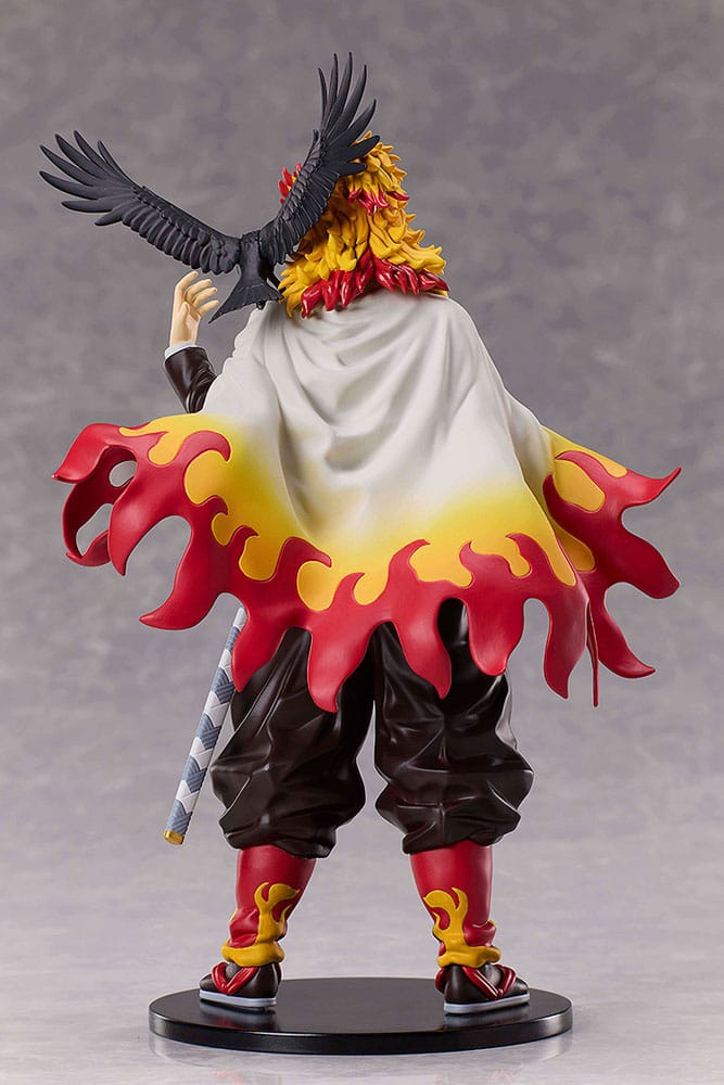 Demon Slayer: Kimetsu no Yaiba Estatua Kyojuro Rengoku Flame Hashira 20 cm - Z POP Toys