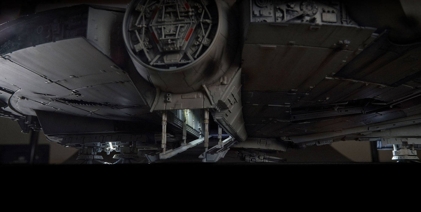 Star Wars Episode IV Maqueta Perfect Grade 1/72 Millennium Falcon 48 cm