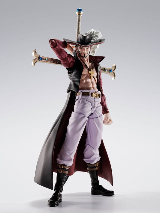 One Piece Figura S.H.Figuarts Dracule Mihawk Hawkeye 17 cm - BANDAI TAMASHII NATIONS FIGURA - Vista detallada