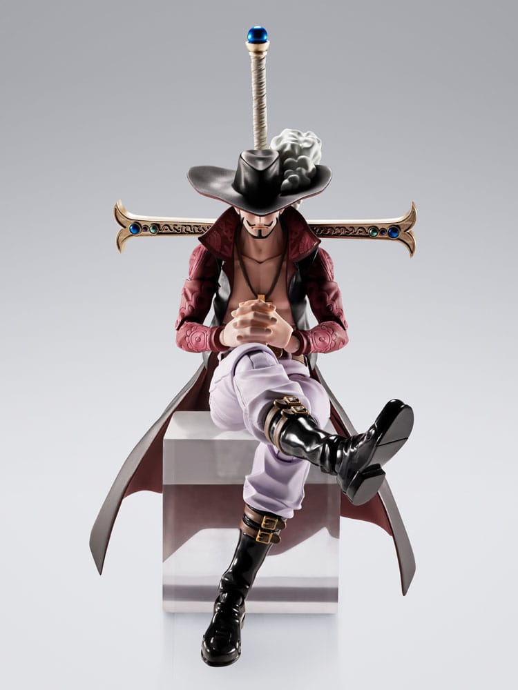 One Piece Figura S.H.Figuarts Dracule Mihawk Hawkeye 17 cm