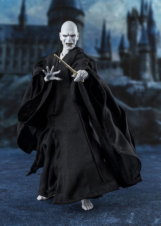 Harry Potter y el cáliz de fuego Figura S.H. Figuarts Lord Voldemort 15 cm - BANDAI TAMASHII NATIONS FIGURA - Vista detallada