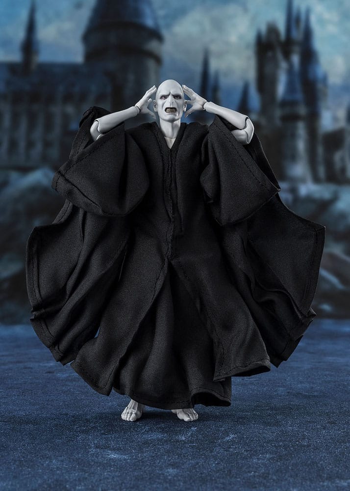 Harry Potter y el cáliz de fuego Figura S.H. Figuarts Lord Voldemort 15 cm
