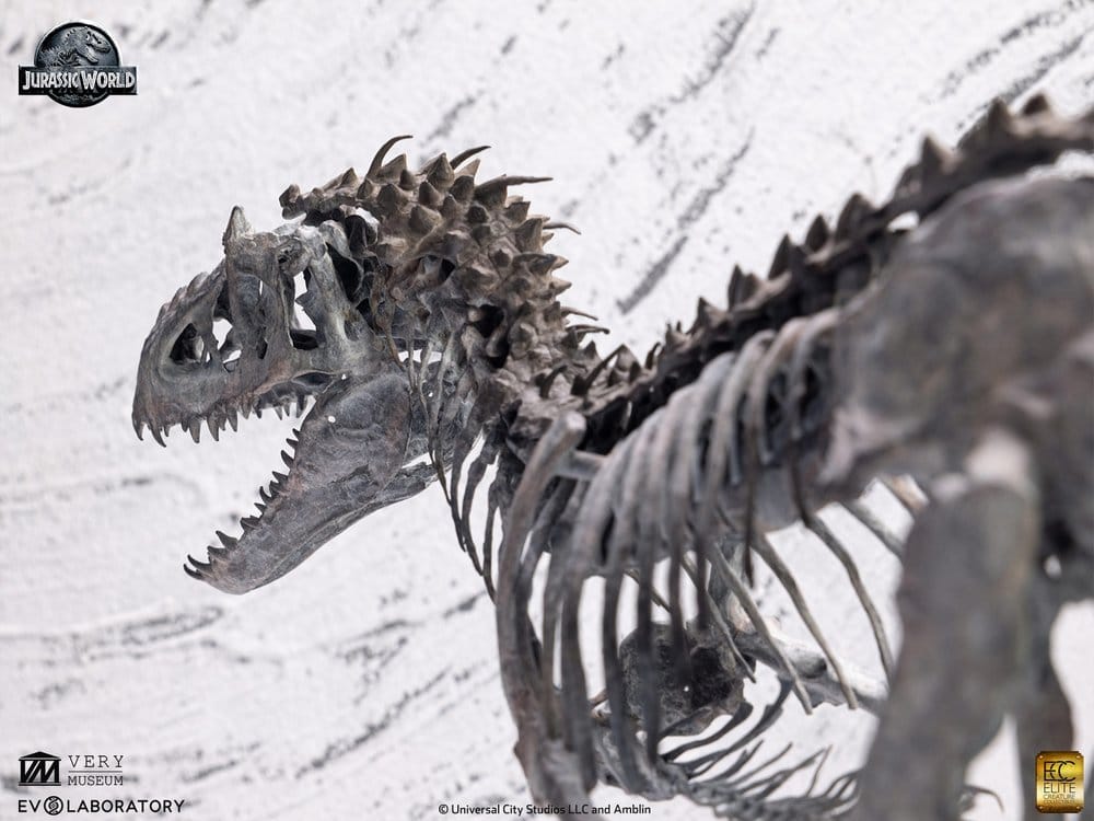 Jurassic World Estatua 1/24 Indominus Rex Skeleton Bronze 24 cm