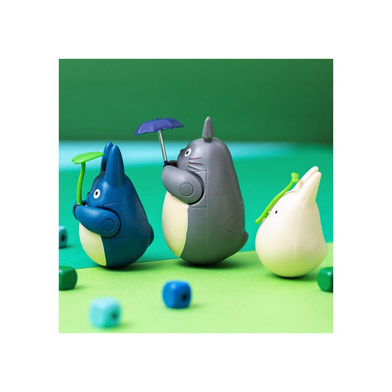 Mi vecino Totoro Figura de fondo redondo Small Totoro with leaf 5 cm