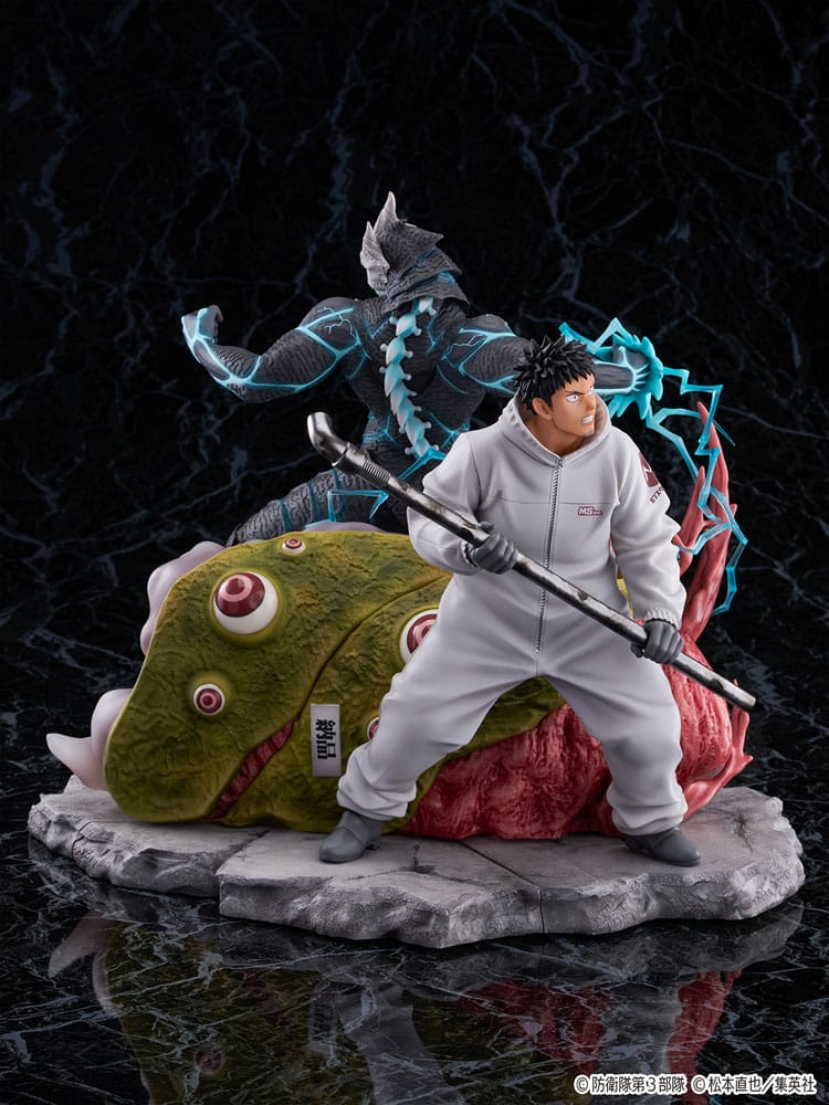 Kaiju No.8 PVC SHIBUYA SCRAMBLE FIGURE 1/7 Kaiju No.8 & Kafka Hibino 29 cm - Z POP Toys