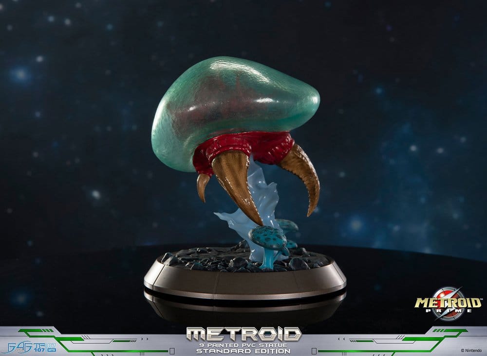 Metroid Prime Figura PVC Metroid (Standard) (Glow in the Dark) 21 cm
