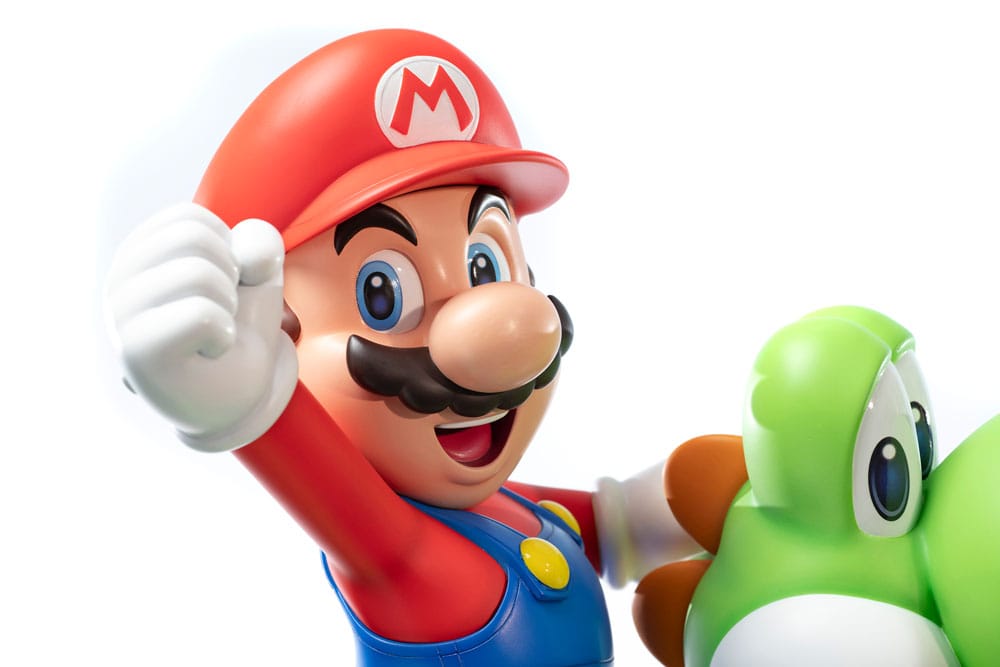 Super Mario Estatua Mario & Yoshi 48 cm