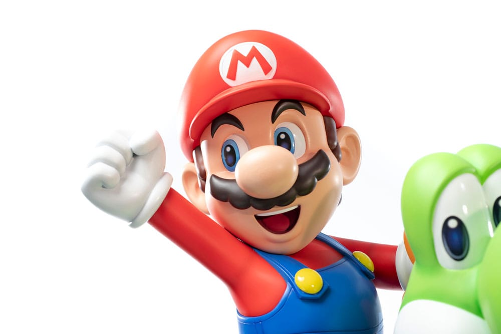 Super Mario Estatua Mario & Yoshi 48 cm