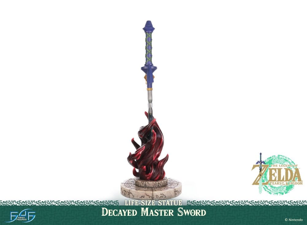 The Legend of Zelda: Tears of the Kingdom Estatua tamaño natural 1/1 Decayed Master Sword 28 cm